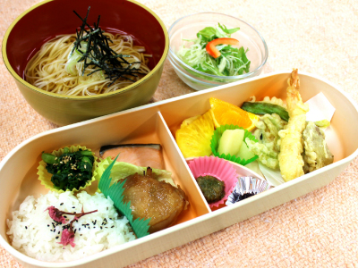 稲庭うどん御膳